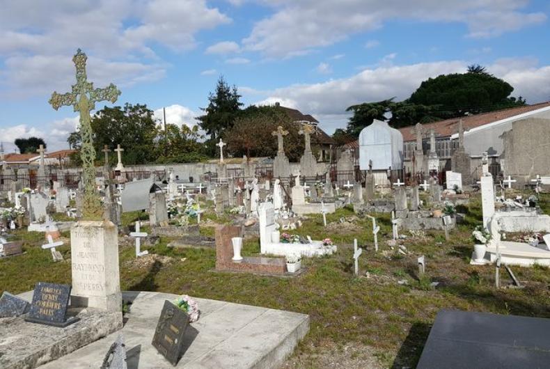 Cimetiere_Pessac-Bordeaux_Metro%C2%A9Oreade-Breche_2017%20%281%29.jpg