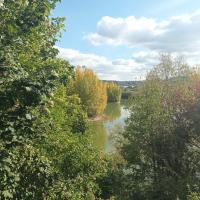 Bassin en eau sur le site
